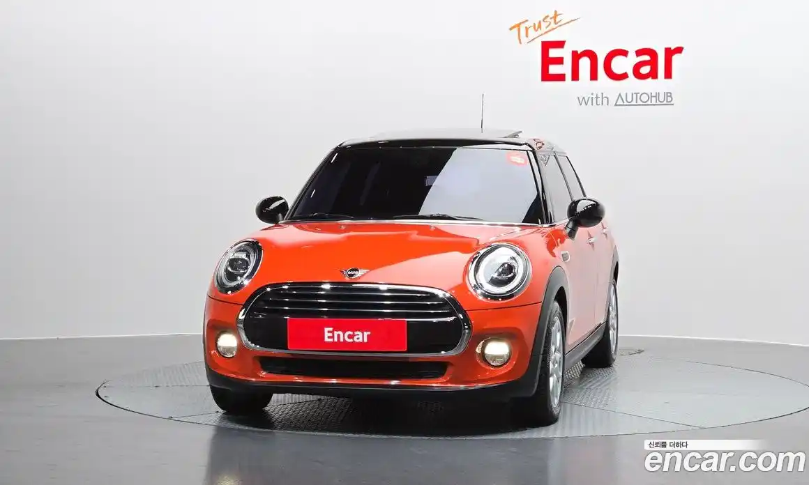 Mini Cooper 2019 1.5 Автомат в Москве № 167138, фото 8