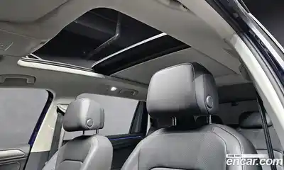 Volkswagen Tiguan 2023 2.0 Автомат в Москве № 168483, миниатюра 4