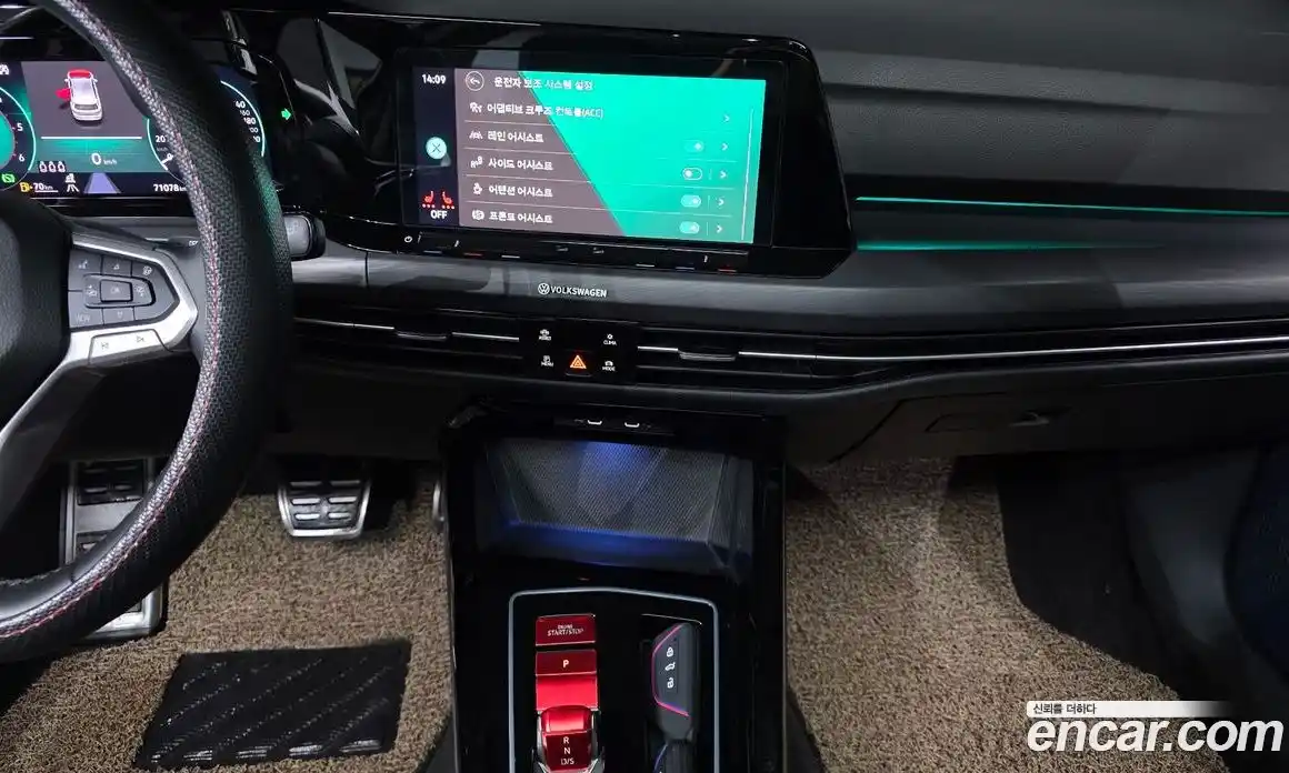 Volkswagen Golf 2023 2.0 Автомат в Москве № 168799, фото 16