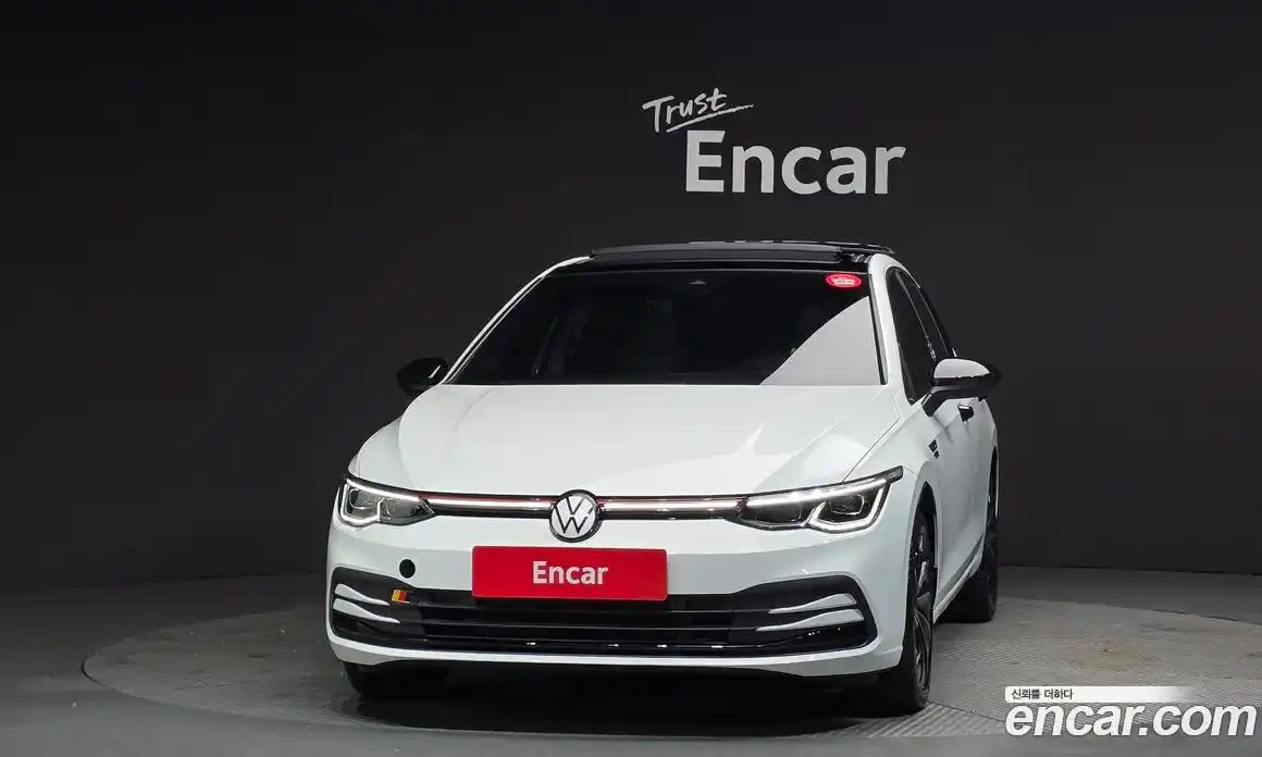 Volkswagen Golf 2023 2.0 Автомат в Москве № 168799, фото 3