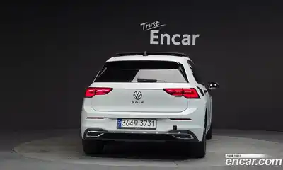 Volkswagen Golf 2023 2.0 Автомат в Москве № 168799, миниатюра 4