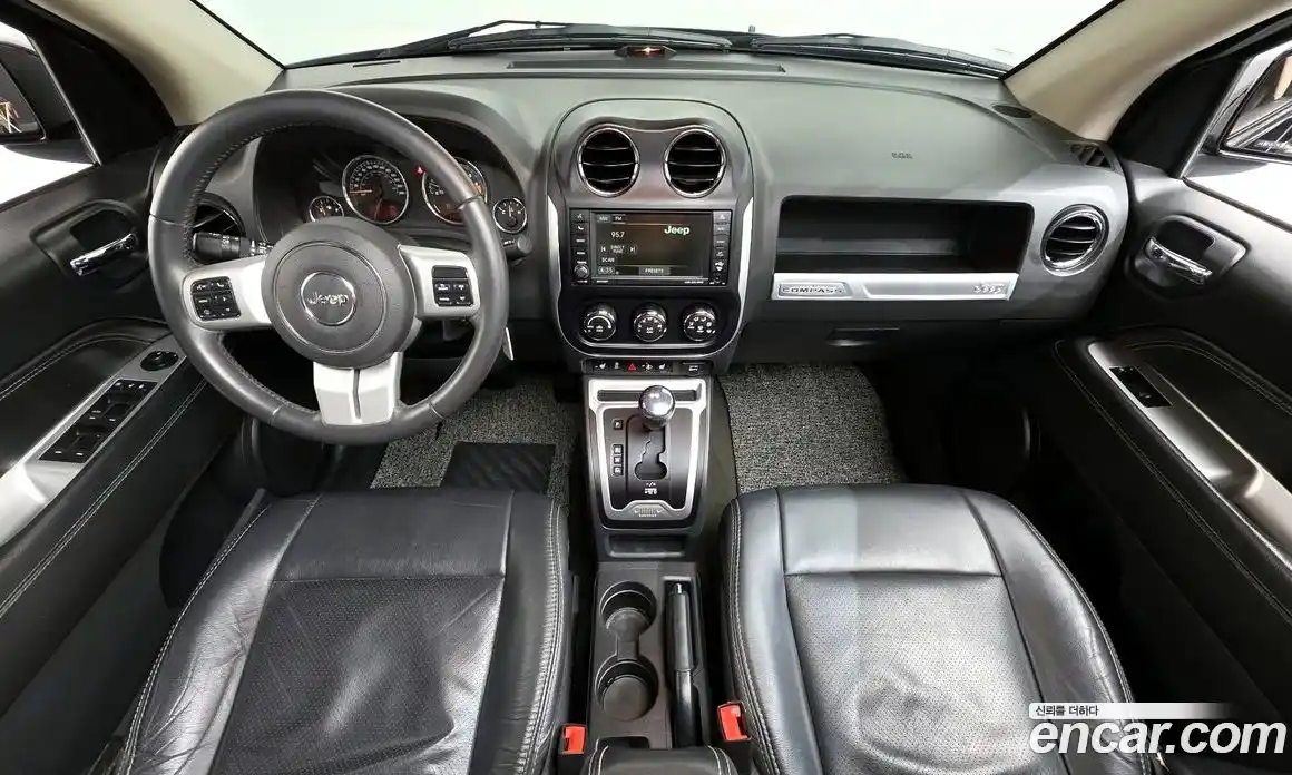 Jeep Compass 2016 2.4 Автомат в Москве № 169876, фото 9