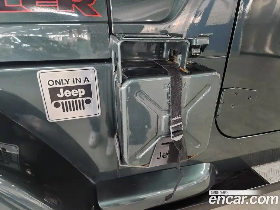 Jeep Wrangler 2003 4.0 Автомат в Москве № 170037, фото 15