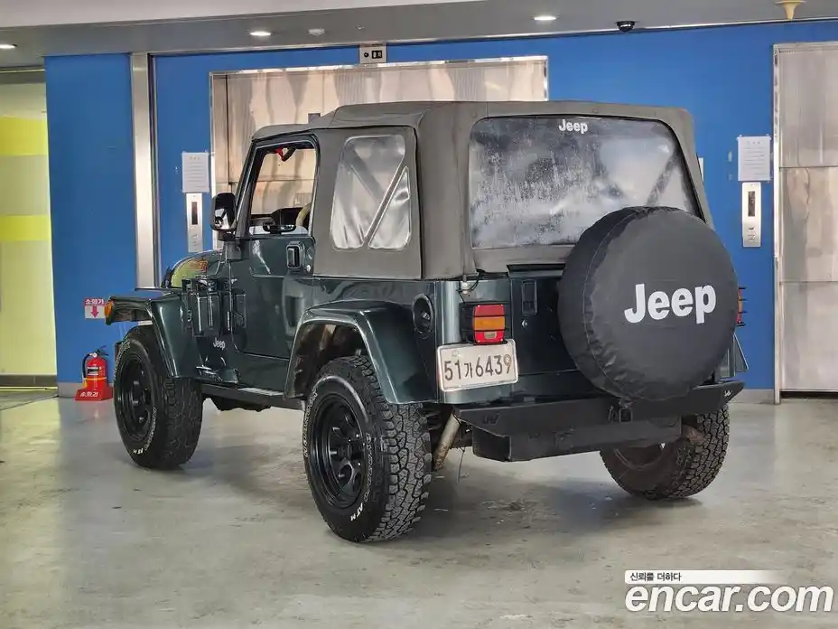 Jeep Wrangler 2003 4.0 Автомат в Москве № 170037, фото 16