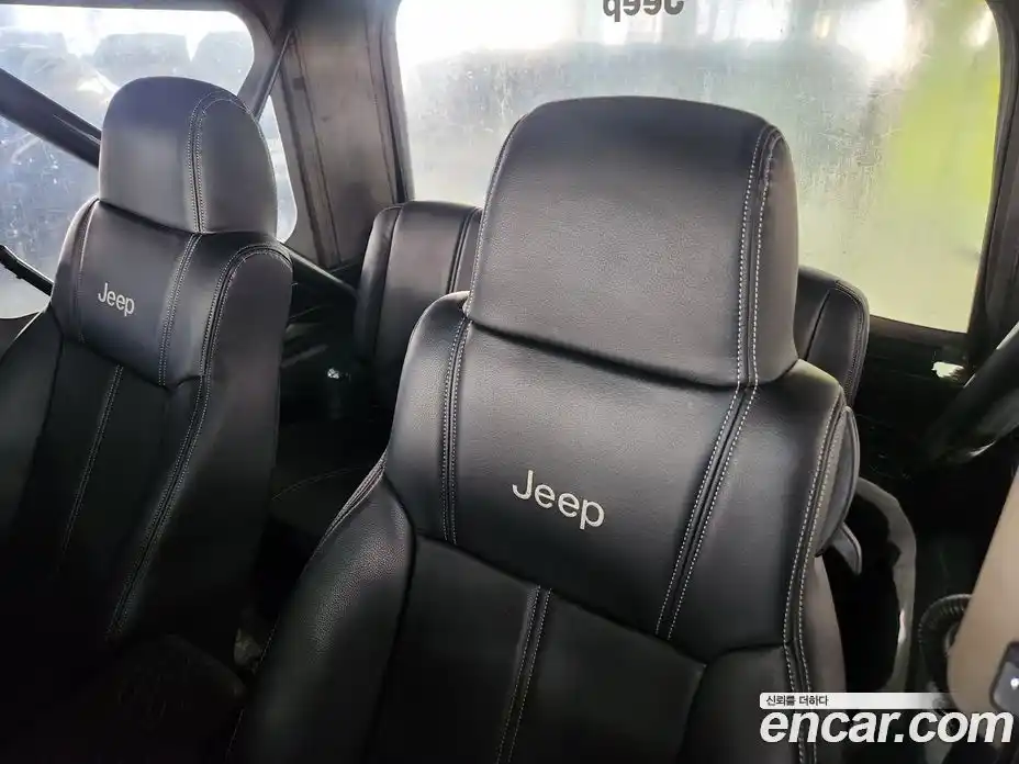 Jeep Wrangler 2003 4.0 Автомат в Москве № 170037, фото 8