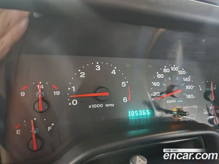 Jeep Wrangler 2003 4.0 Автомат в Москве № 170037, фото 9