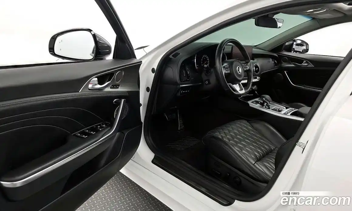 Kia Stinger 2021 2.5 Автомат в Москве № 17443, фото 12