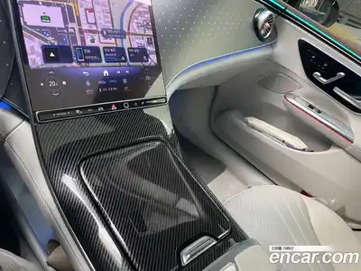 Mercedes-Benz EQE 2024 5.0 Автомат в Москве № 176406, миниатюра 3