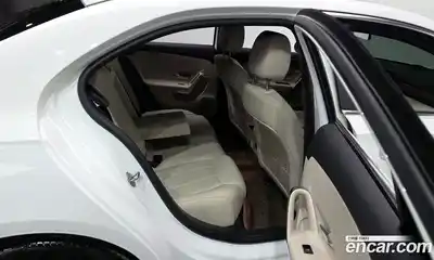 Mercedes-Benz A-Class 2023 2.0 Автомат в Москве № 178367, миниатюра 11