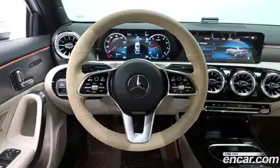 Mercedes-Benz A-Class 2023 2.0 Автомат в Москве № 178367, миниатюра 12