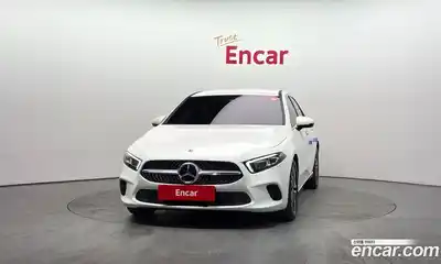 Mercedes-Benz A-Class 2023 2.0 Автомат в Москве № 178367, миниатюра 2