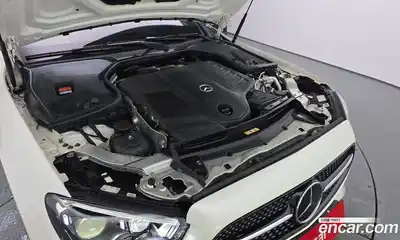 Mercedes-Benz E-Class 2021 3.0 Автомат в Москве № 178915, миниатюра 3