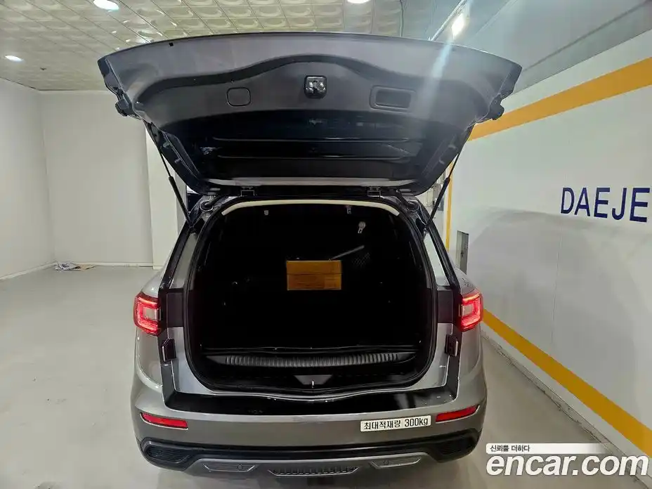 Renault QM6 2024 2.0 Автомат в Москве № 185664, фото 5