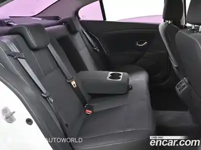 Renault SM3 2016 1.5 Автомат в Москве № 185977, миниатюра 12