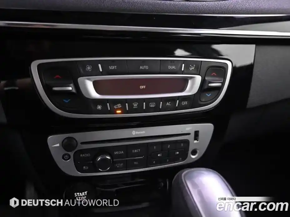 Renault SM3 2016 1.5 Автомат в Москве № 185977, фото 18