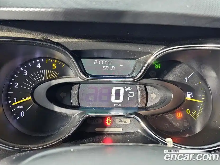 Renault QM3 2015 1.5 Автомат в Москве № 186654, фото 7