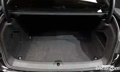 Audi A4 2019 2.0 Автомат в Москве № 191930, миниатюра 12