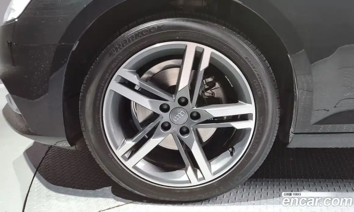 Audi A4 2019 2.0 Автомат в Москве № 191930, фото 14