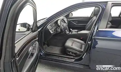 BMW 5-Series 2015 2.0 Автомат в Москве № 192144, миниатюра 9