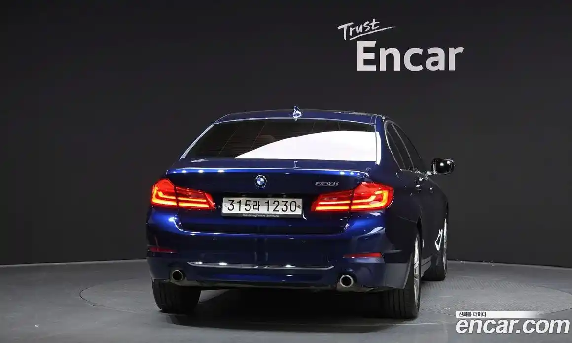 BMW 5-Series 2020 2.0 Автомат в Москве № 192495, фото 11