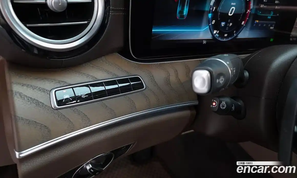 Mercedes-Benz E-Class 2019 2.0 Автомат в Москве № 195135, фото 18