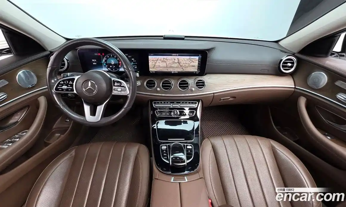 Mercedes-Benz E-Class 2019 2.0 Автомат в Москве № 195135, фото 19