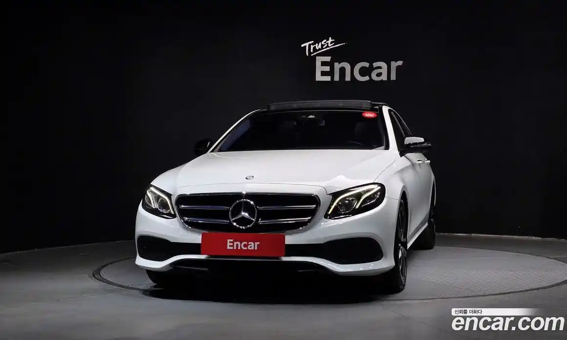 Mercedes-Benz E-Class 2017 2.0 Автомат в Москве № 195498, фото 6