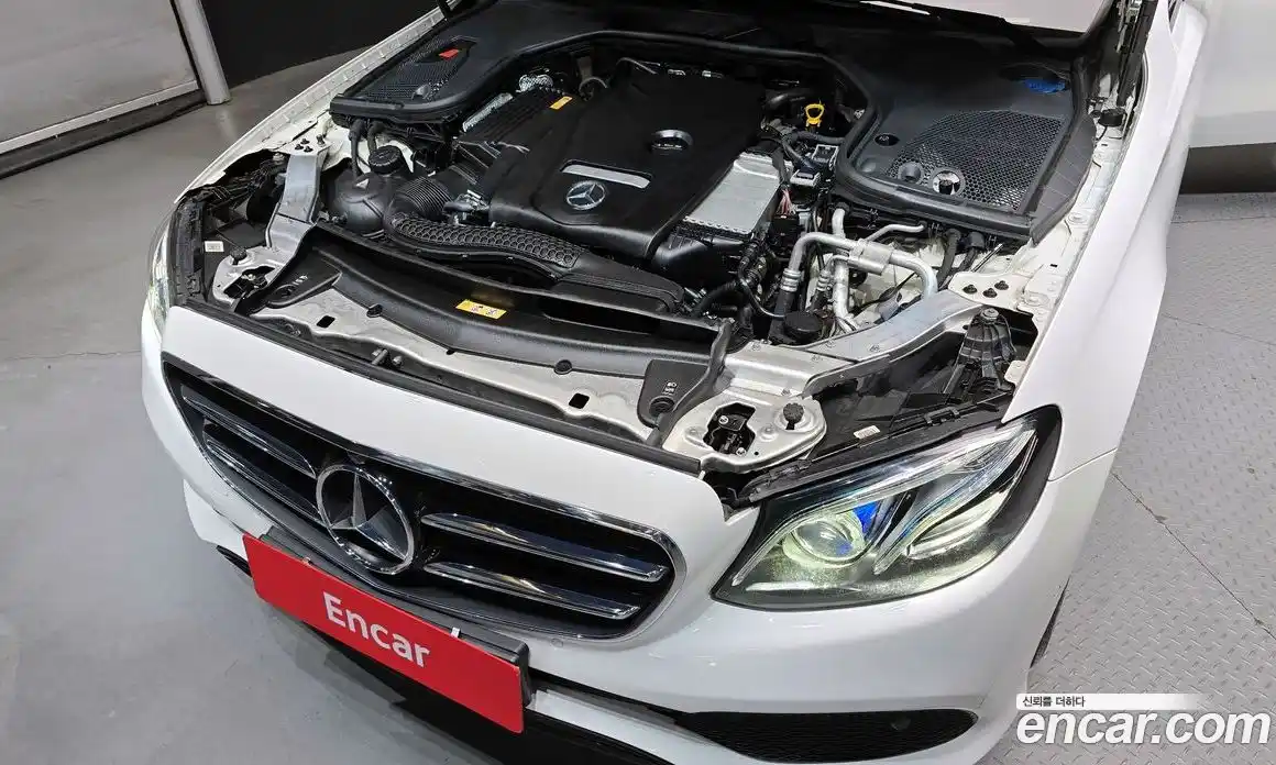 Mercedes-Benz E-Class 2017 2.0 Автомат в Москве № 195498, фото 8