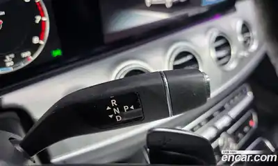 Mercedes-Benz E-Class 2017 2.0 Автомат в Москве № 195498, миниатюра 9