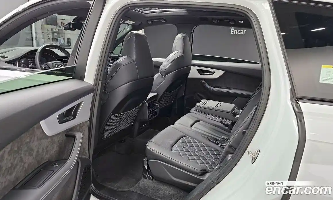 Audi Q7 2022 3.0 Автомат в Москве № 196078, фото 14