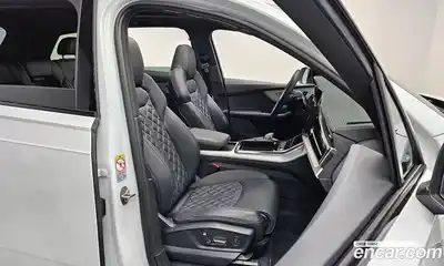 Audi Q7 2022 3.0 Автомат в Москве № 196078, миниатюра 4
