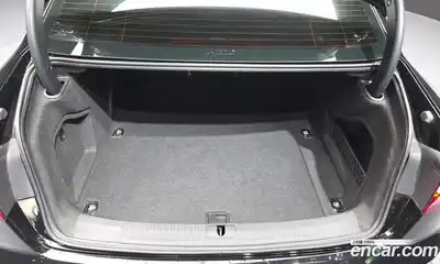 Audi A4 2021 2.0 Автомат в Москве № 196158, миниатюра 2