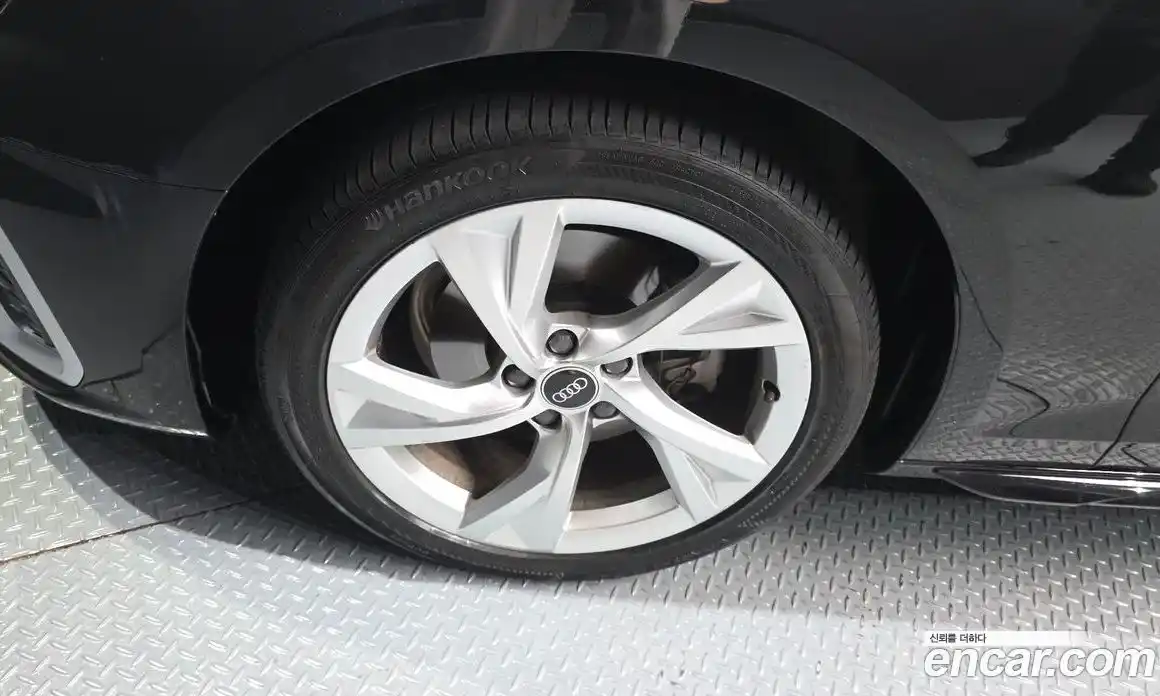 Audi A4 2021 2.0 Автомат в Москве № 196158, фото 9