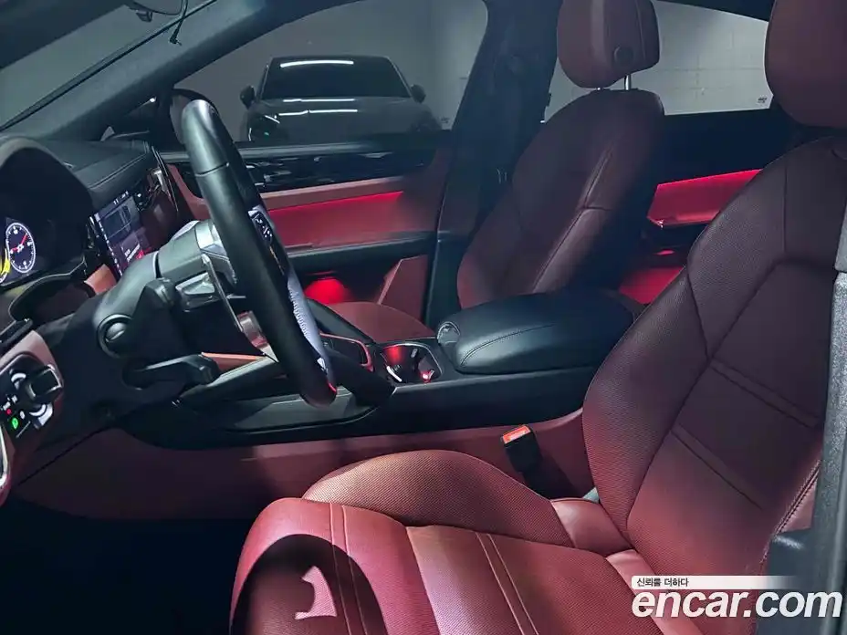 Porsche Cayenne 2020 3.0 Автомат в Москве № 197711, фото 6