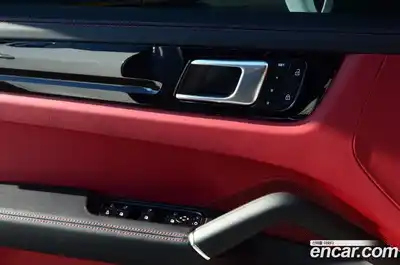 Porsche Cayenne 2023 3.0 Автомат в Москве № 197877, миниатюра 11