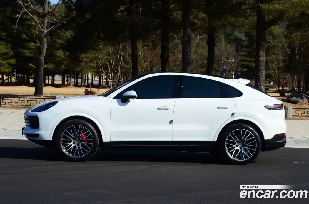 Porsche Cayenne 2023 3.0 Автомат в Москве № 197877, фото 19