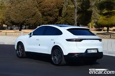 Porsche Cayenne 2023 3.0 Автомат в Москве № 197877, миниатюра 2