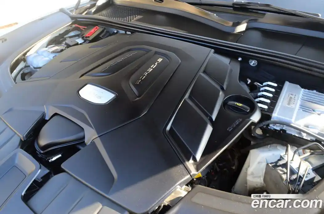 Porsche Cayenne 2023 3.0 Автомат в Москве № 197877, фото 6