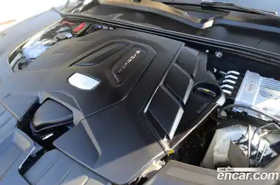 Porsche Cayenne 2023 3.0 Автомат в Москве № 197877, миниатюра 6