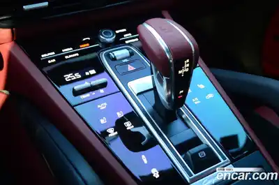 Porsche Cayenne 2023 3.0 Автомат в Москве № 197877, миниатюра 9