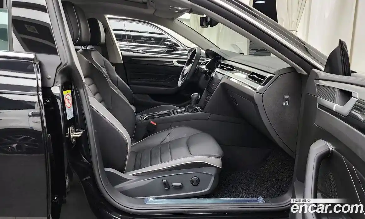 Volkswagen Arteon 2022 2.0 Автомат в Москве № 198913, фото 11