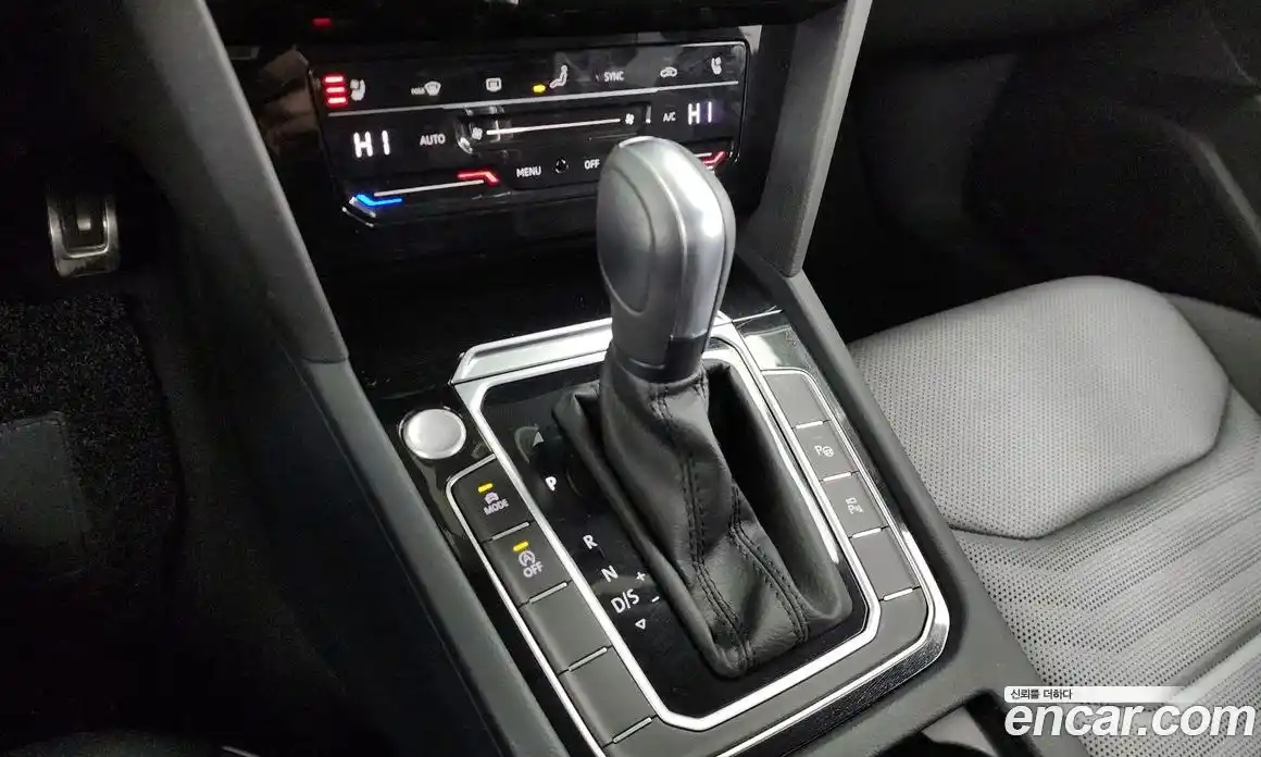 Volkswagen Arteon 2022 2.0 Автомат в Москве № 198913, фото 9