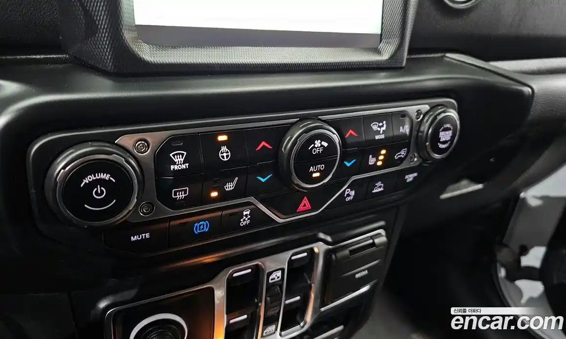 Jeep Wrangler 2022 2.0 Автомат в Москве № 199507, фото 17