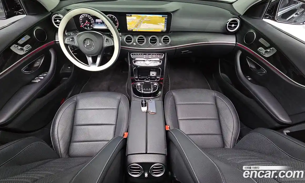 Mercedes-Benz E-Class 2017 2.0 Автомат в Москве № 211944, фото 7