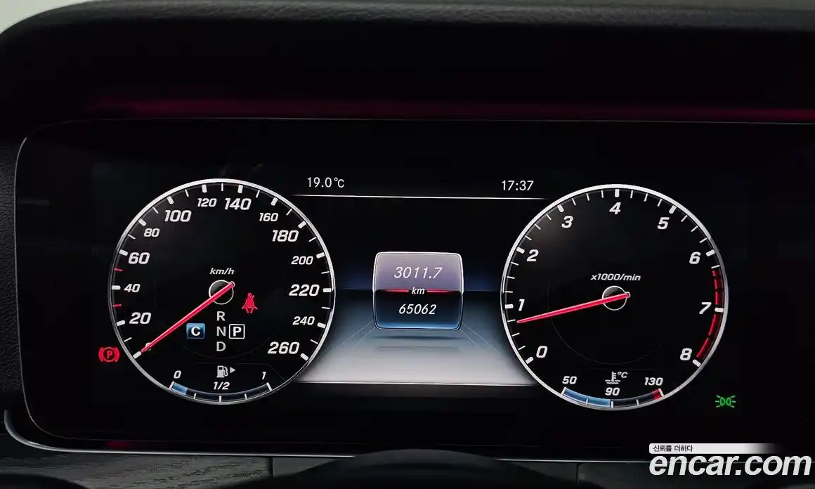 Mercedes-Benz E-Class 2017 2.0 Автомат в Москве № 211944, фото 8