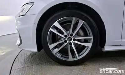 Audi A6 2022 2.0 Автомат в Москве № 212364, миниатюра 9