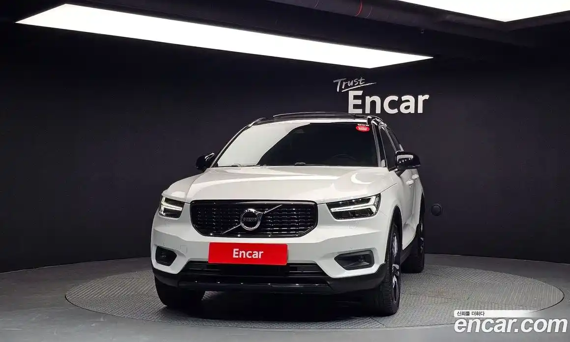 Volvo XC40 2021 2.0 Автомат в Москве № 212879, фото 13