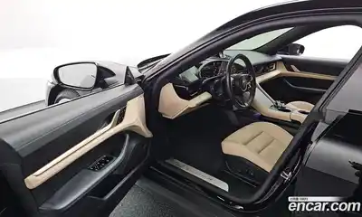 Porsche Taycan 2021 0.1 Автомат в Москве № 213169, миниатюра 12