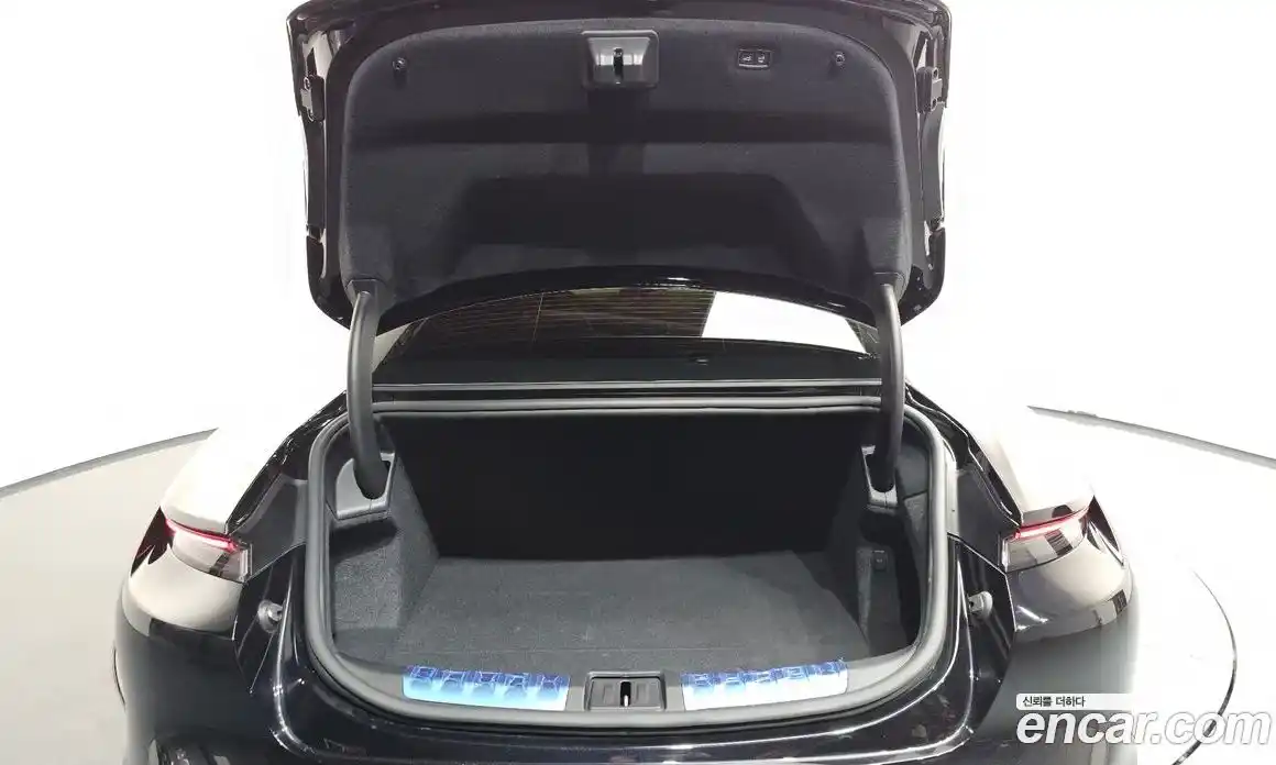 Porsche Taycan 2021 0.1 Автомат в Москве № 213169, фото 14