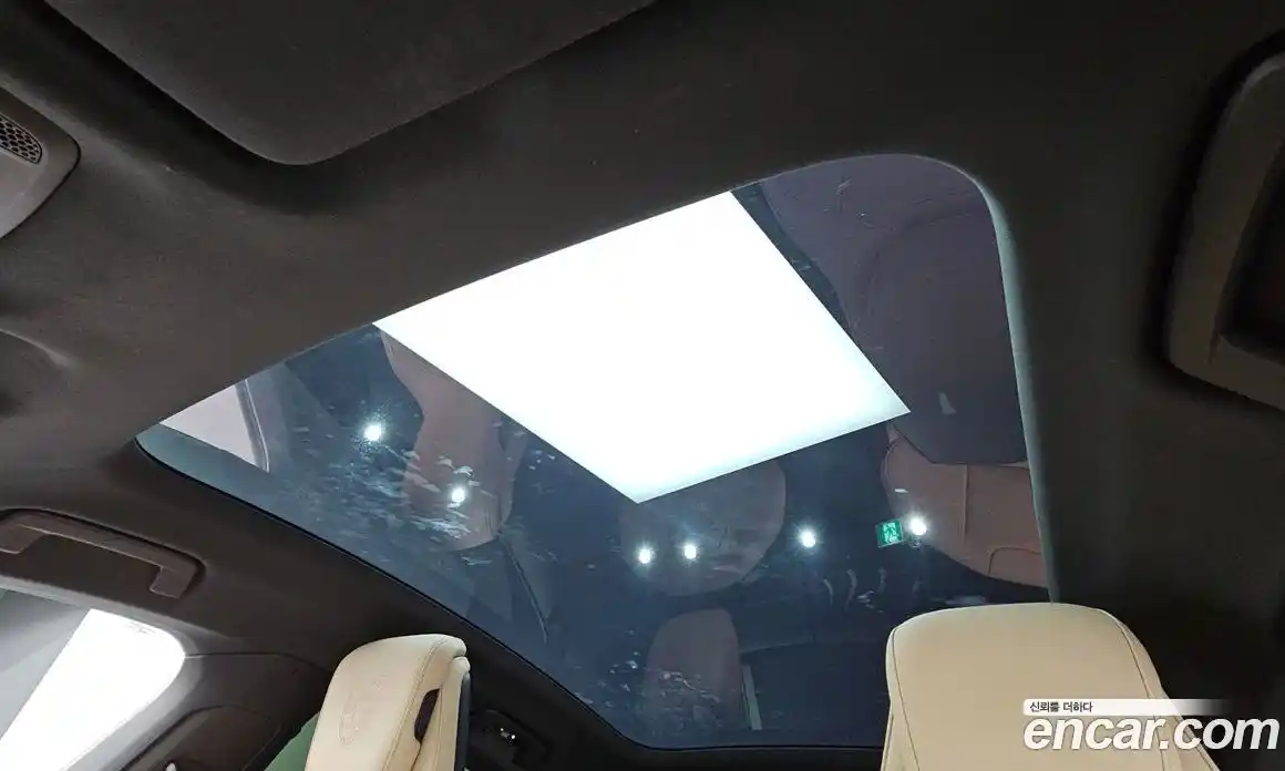 Porsche Taycan 2021 0.1 Автомат в Москве № 213169, фото 3